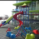 Lizuca Apartment- Family Friendly In Pools Mamaia