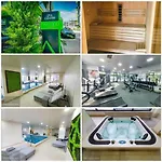 Lizuca Apartment- Family Friendly In Pools Apartament *