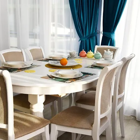 Διαμέρισμα Lizuca Apartment- Family Friendly In Pools *