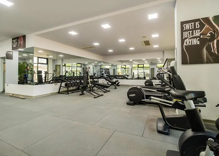 Lizuca Apartment- Family Friendly In Pools