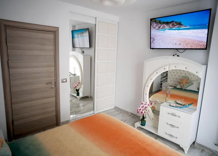 Lizuca Apartment- Family Friendly In Pools