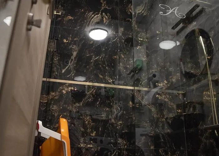 Lizuca Apartment- Family Friendly In Pools Διαμέρισμα